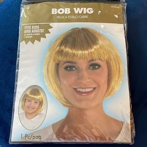 Bob wig gold and blonde